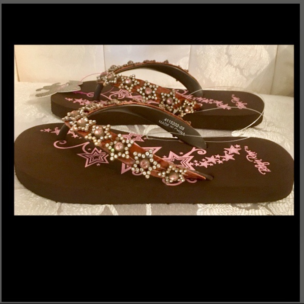 BLAZIN ROXX Rhinestone Stars Flip Flops - Picture 3 of 6